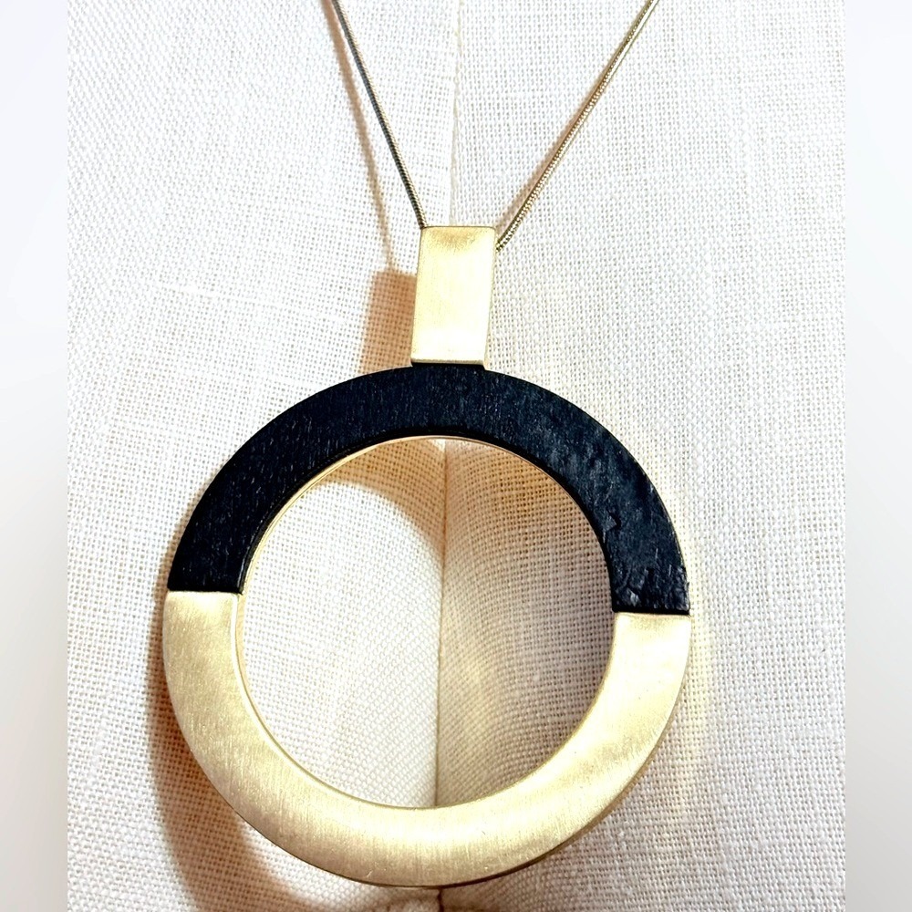 Gold and Black Round Pendant Necklace -‎ Women Jewelry 29" can be shortened